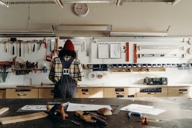 Beyond the Counter: How Retail Is Evolving for Industrial Tools, Supplies, and Repair Services